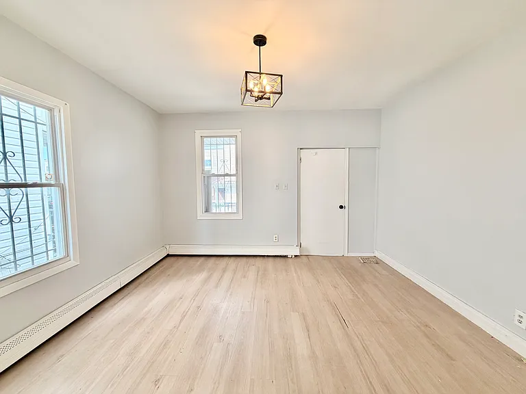 86 Wilson Pl #1A — Photo 4