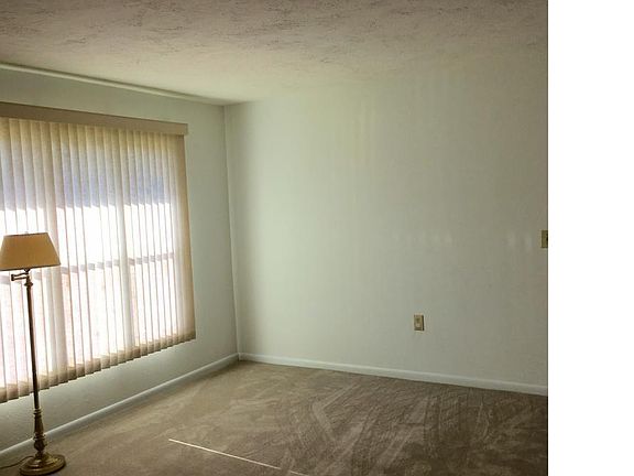 5th image of 510 S Adams St