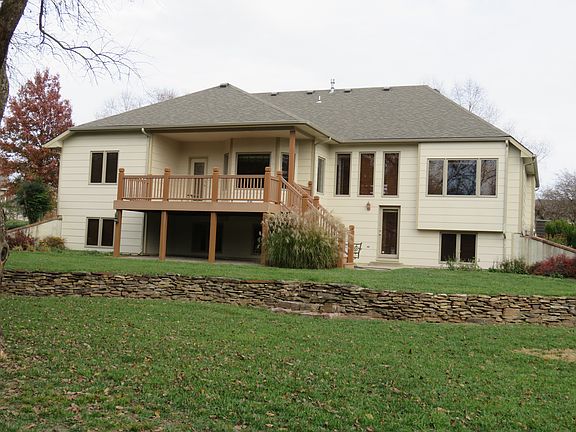 2nd image of 3101 N Stoney Brk