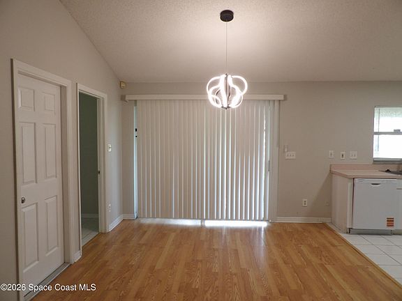 4th image of 1886 Wildcat Ave SE