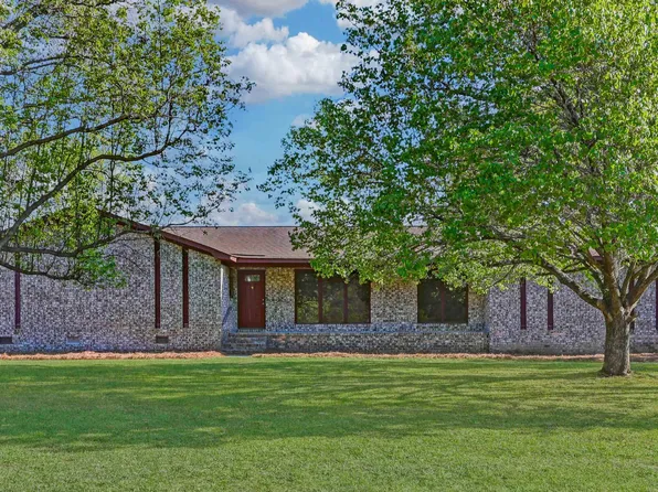 705 Ball Park Rd, Lexington, SC 29072