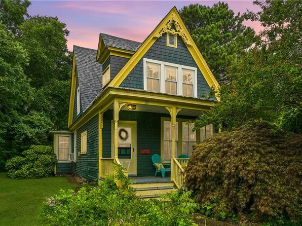 37 Claremont Ave, Hampton, VA 23661