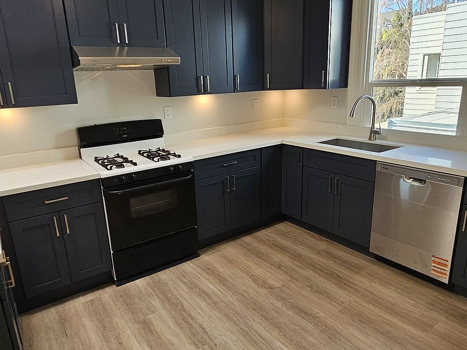 1st image of 1154 Sanchez St #1154