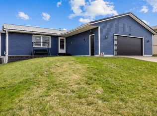 803 Arrowhead Ln NE, Cedar Rapids, IA 52402