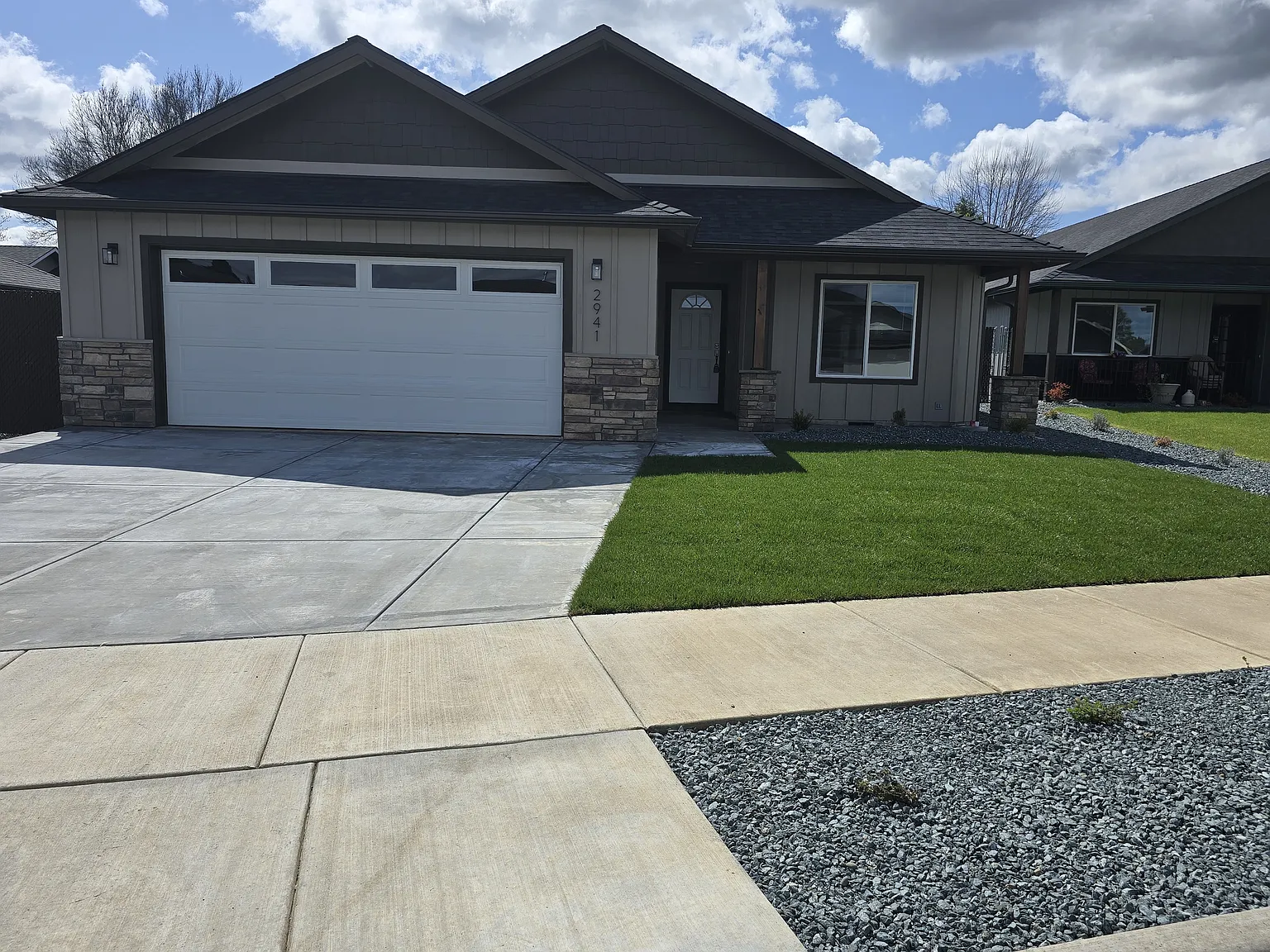 3 bed, 1700 sqft, $2,300 — Photo 2