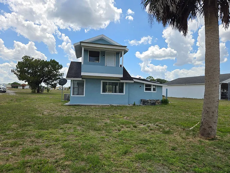 19505 NW 80th Dr — Photo 9