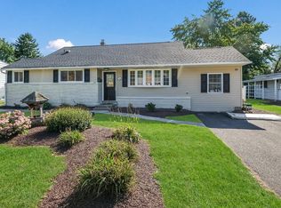 708 Cypress Rd, Warminster, PA 18974