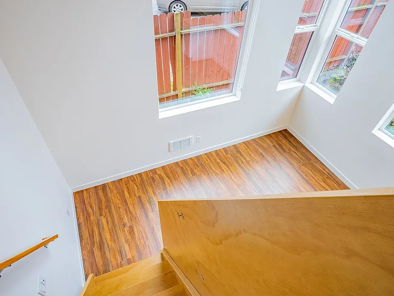 Thomas Street Lofts — Photo 13