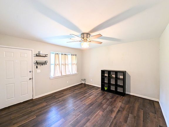 5th image of 322 Johanna Dr