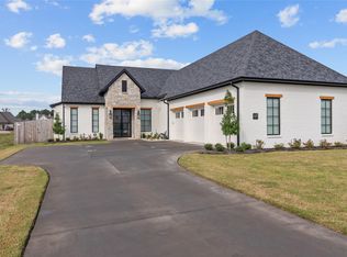 2137 Garrett Farms Row, Shreveport, LA 71106