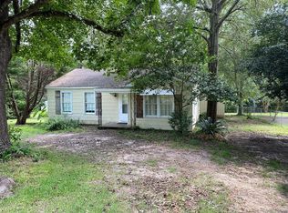 203 S Haynes St, Poplarville, MS 39470