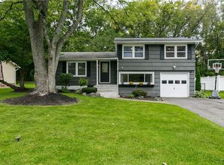 124 Gordon Pkwy, Syracuse, NY 13219