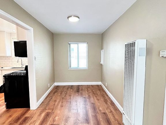 5th image of 950 Magnolia Ave #10