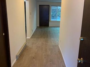 2426 NW 57th St #C, Seattle, WA 98107