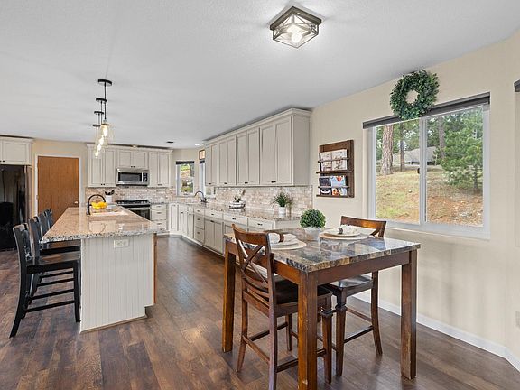 5th image of 6139 Green Ridge Dr
