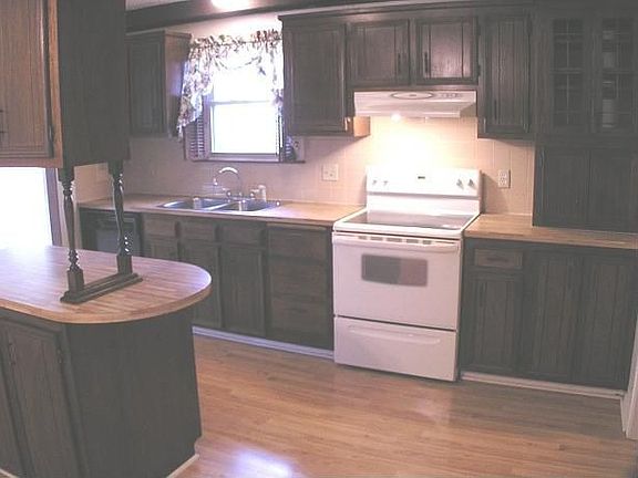 4th image of 321 N Driftwood Ct