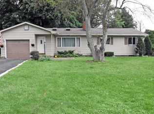 20 Foothill Rd, Elmira, NY 14903