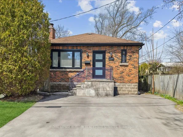 2113 New St, Burlington, ON L7R 1H7