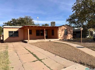911 S 4th St, Artesia, NM 88210