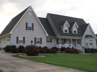 110 Cedar Farm Ln, Rock Spring, GA 30739