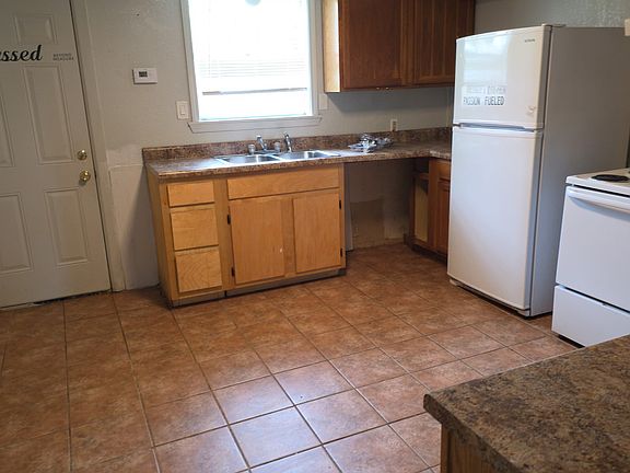 4th image of 127 Shadybrook Dr APT 5
