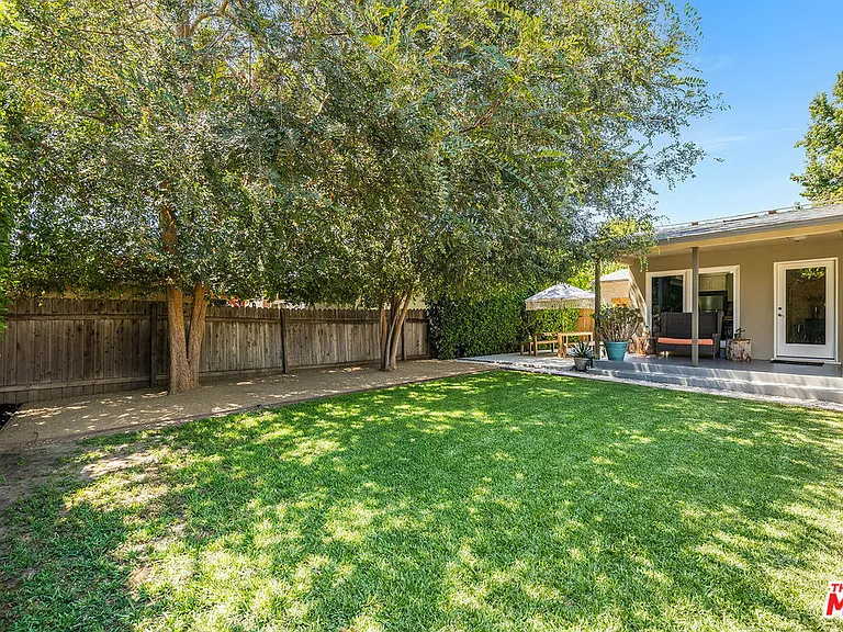 17150 Cantlay St — Photo 23