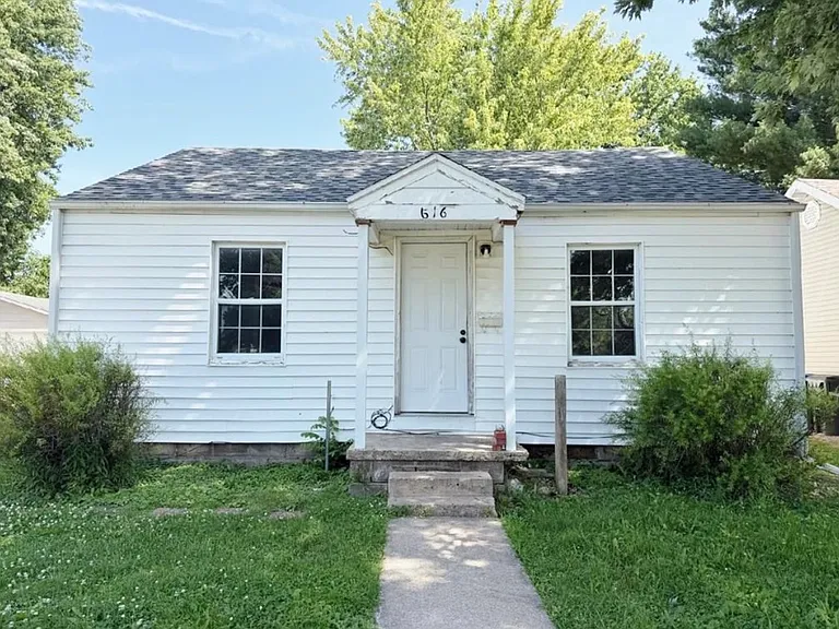 616 W Hamilton St — Photo 1