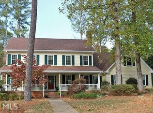 966 Foxfire Dr, Lawrenceville, GA 30044