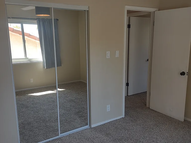322 Esquina Dr — Photo 31