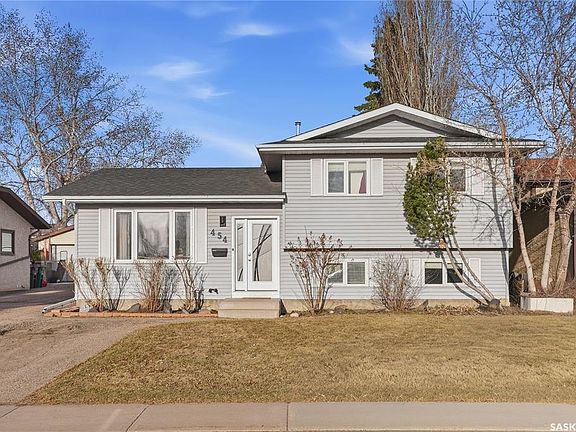 2nd image of 454 Konihowski ROAD