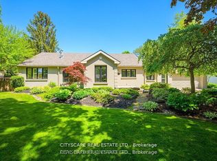 885 Long Dr, Burlington, ON L7T3J8