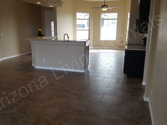4th image of 3641 Texoma Dr
