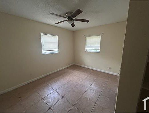 5th image of 3370 NW 8th Pl
