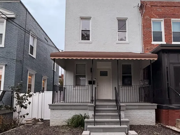 726 Roxboro Pl NW, Washington, DC 20011