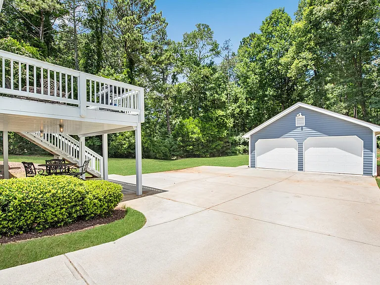2156 Old Alpharetta Rd — Photo 37