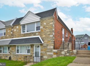 8016 Langdon St, Philadelphia, PA 19152