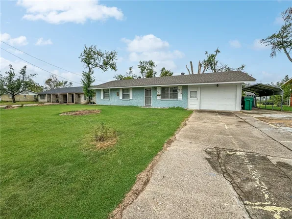 804 N 7th St, Rogers, AR 72756