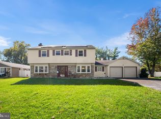 63 Trebing Ln, Willingboro, NJ 08046