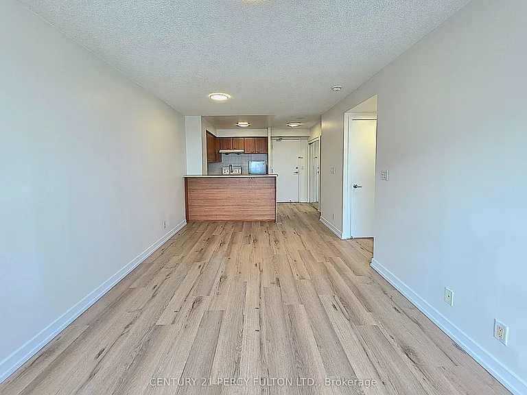 36 Lee Centre Dr #2108 — Photo 9