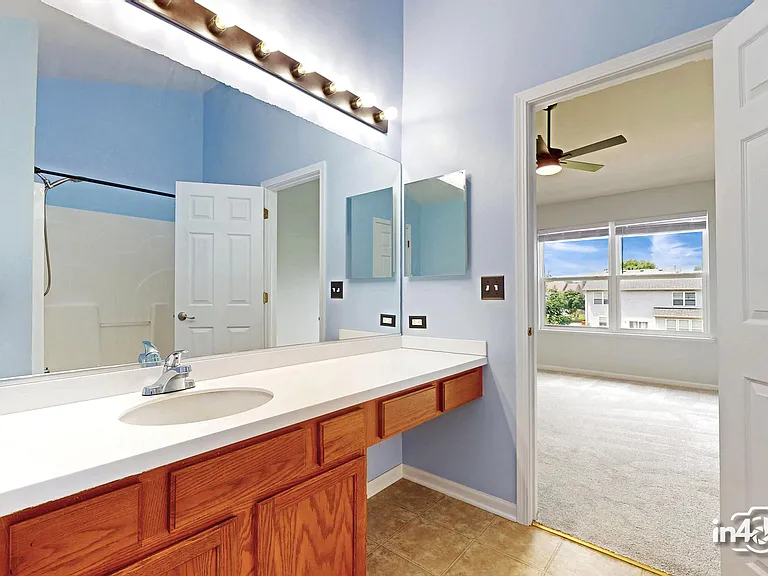 2437 Sir Barton Ln — Photo 25
