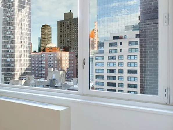 322 West 57th Street image 1 of 27