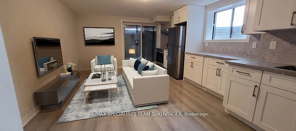2 bed, $2,270 — Photo 1