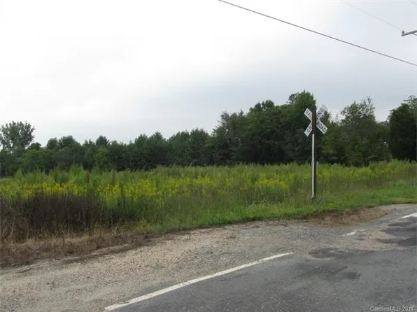 850 Hackett St, Salisbury, NC 28144