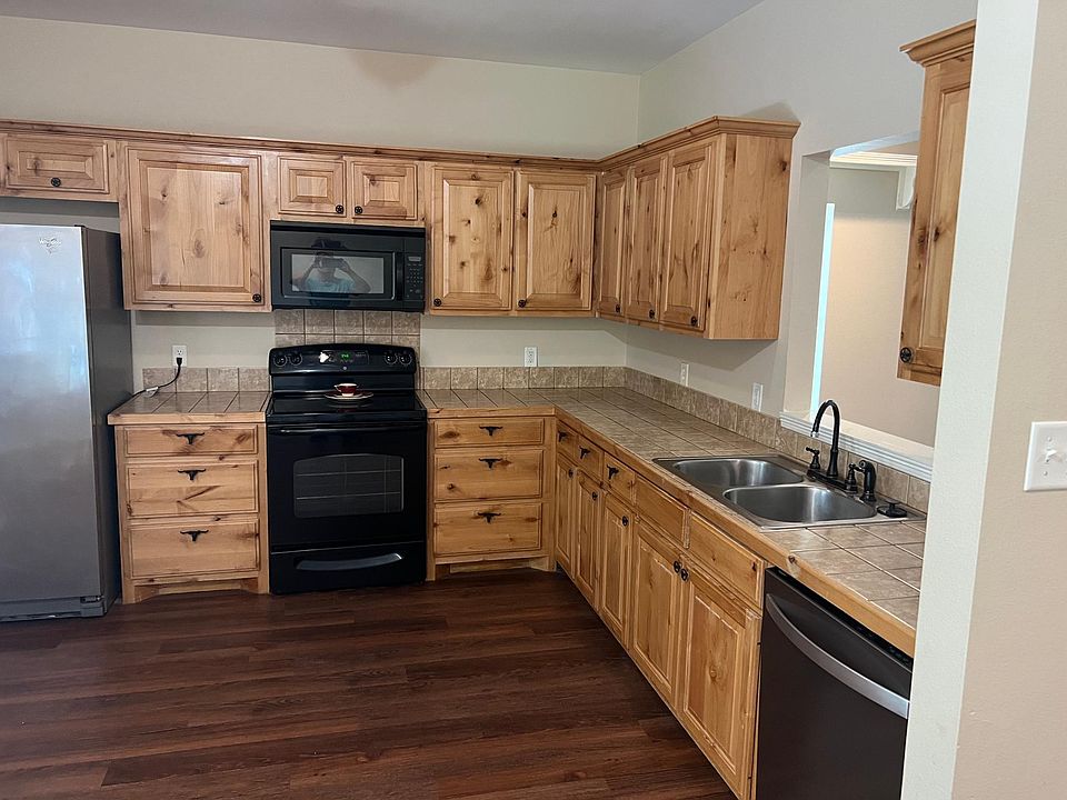 1st image of 14467 Boardwalk St