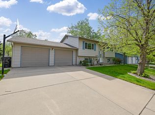 3718 Redwood St, Rapid City, SD 57701