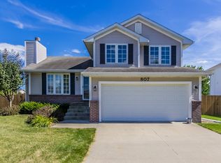 807 NE Michael Ct, Ankeny, IA 50021