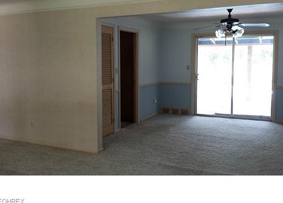 5th image of 4745 Fay Dr