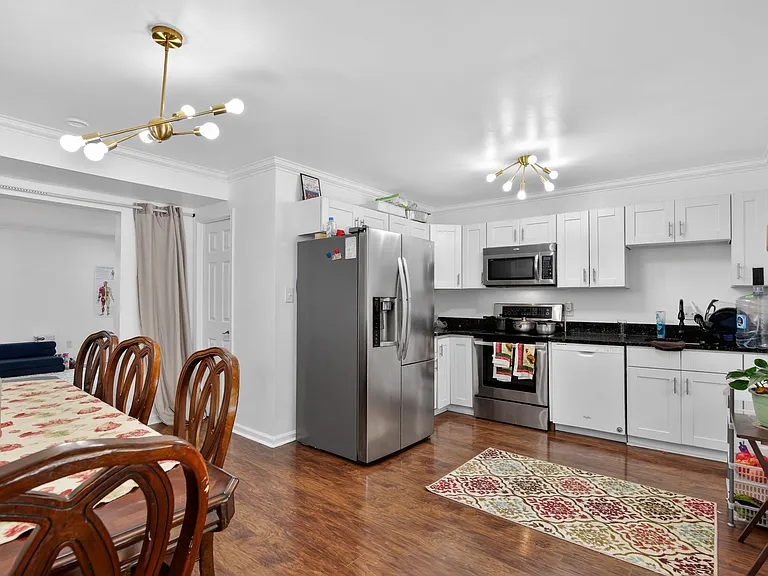 2925 Wythe Ct — Photo 22