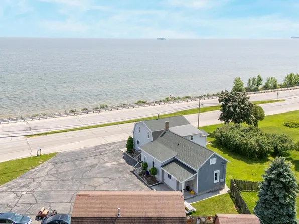 4308 Memorial DRIVE, Two Rivers, WI 54241