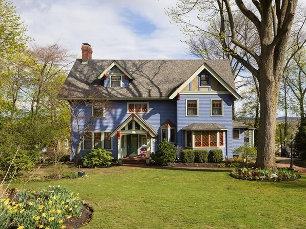 175 Mount Vernon St, Newton, MA 02465